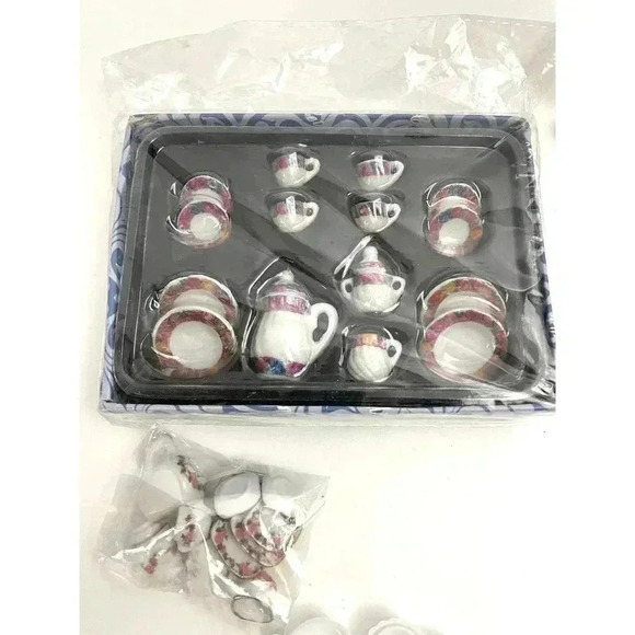 Lot of 8 Miniature Dollhouse Tea Serving Set Tiny Plates Cups Glasses - Picture 2 of 16